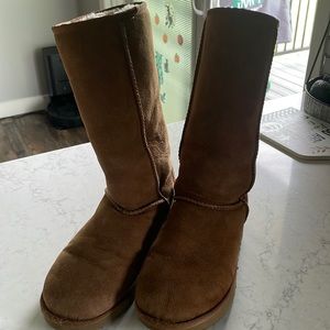 Classic tall Ugg boots size 7